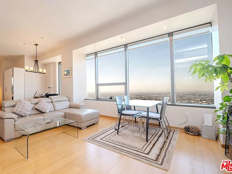 1100 Wilshire Blvd #3001 — Photo 7