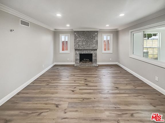 3rd image of 8212 Monticello Cir