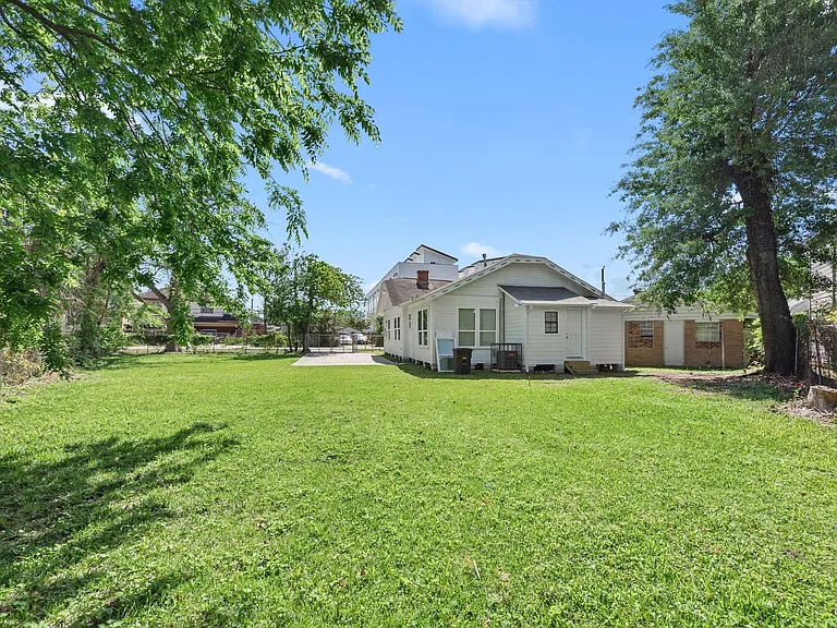 3916 Kennon St — Photo 21