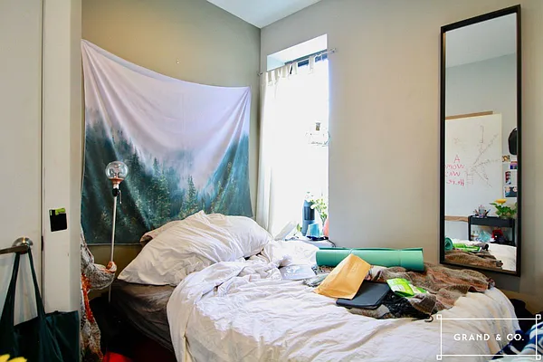 Rented by Grand & Co. | media 48