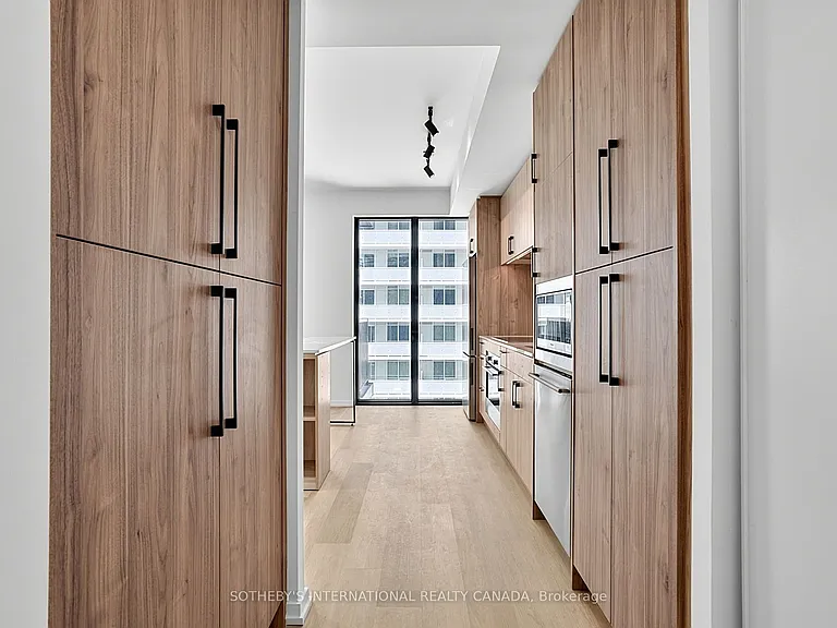 109 Erskine Ave #1110 — Photo 18