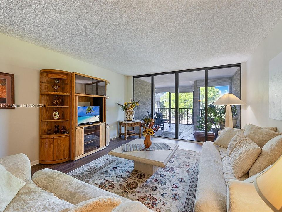 1st image of 2802 N 46th Ave APT B422