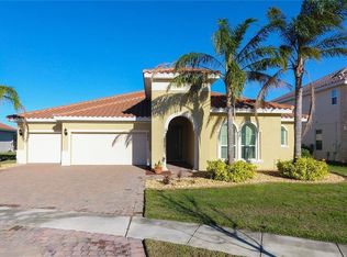 3875 Shoreside Dr, Kissimmee, FL 34746