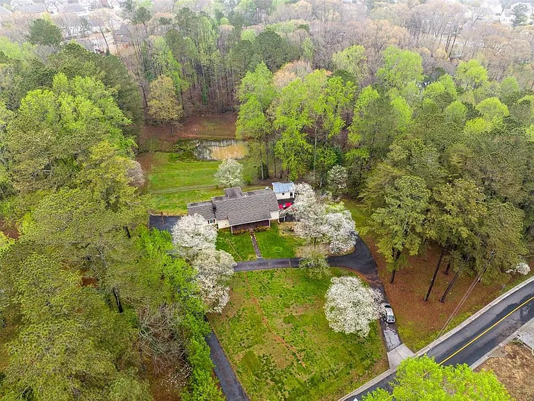 465 Dobbs Rd #B — Photo 39