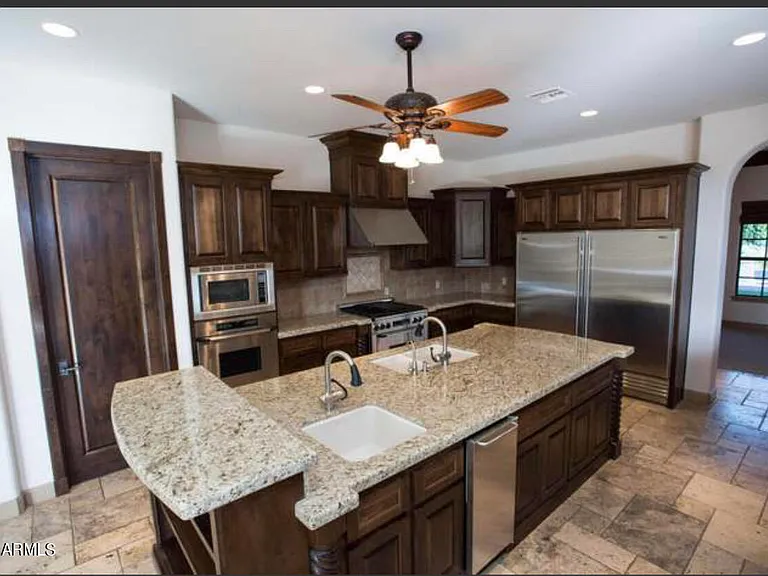 3539 E Presidio Cir — Photo 14