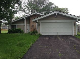 5800 Danforth Ct, Hanover Park, IL 60133