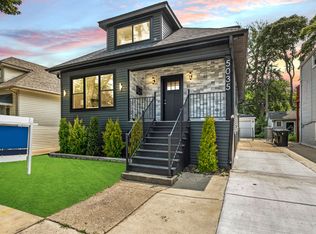 5035 W Eddy St, Chicago, IL 60641