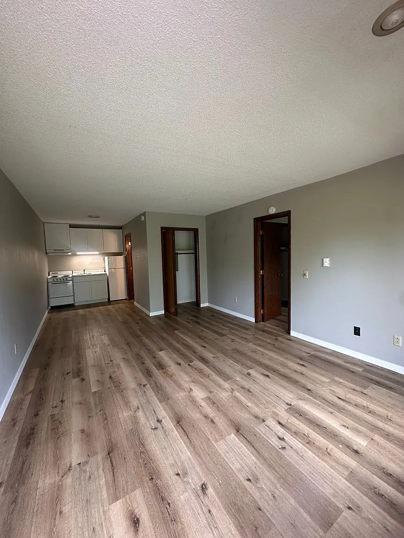 17253 County Highway J — Photo 2