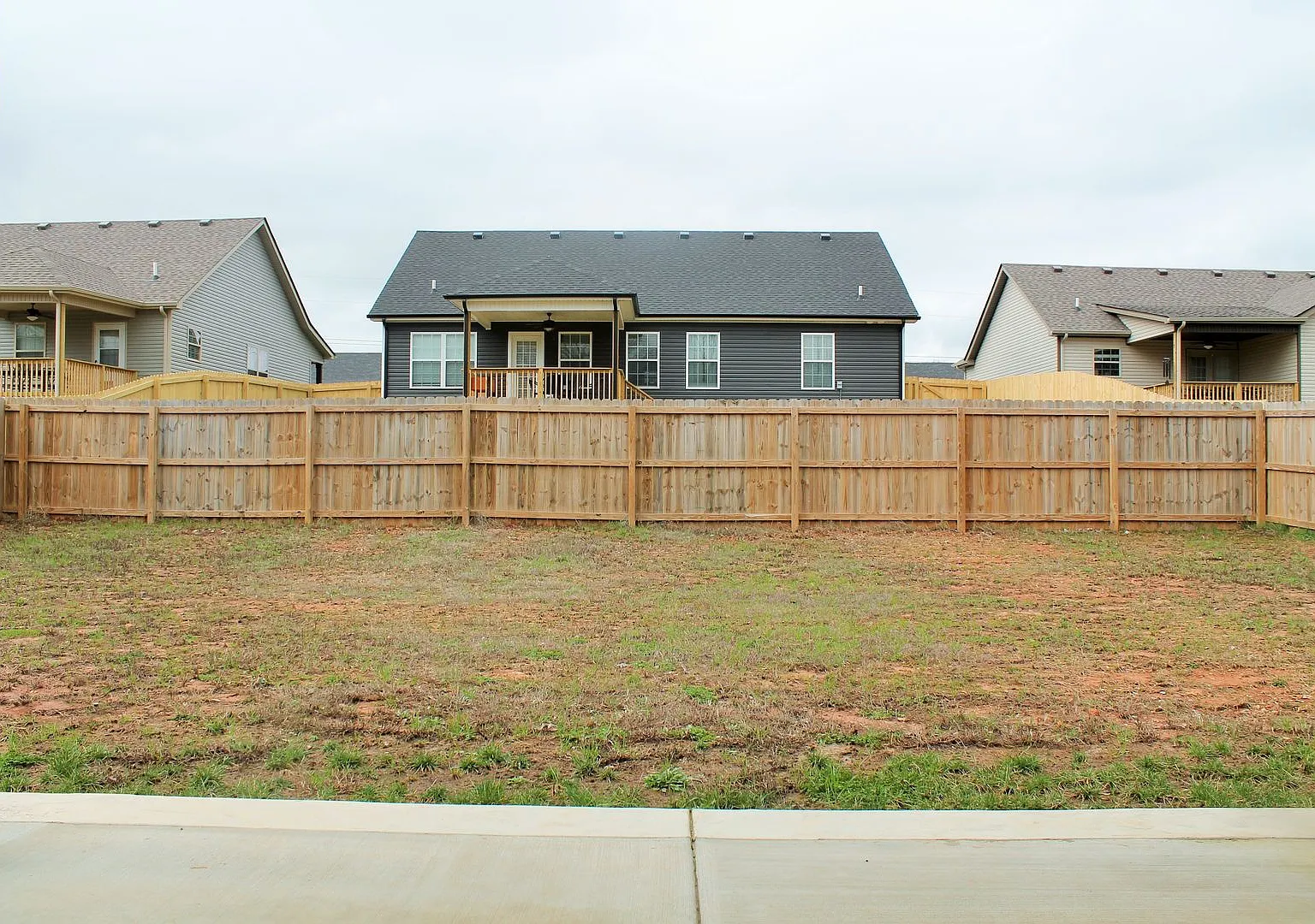 256 Azalea Dr. Oak Grove, KY 42262 - Showings Start 7/21 — Photo 1