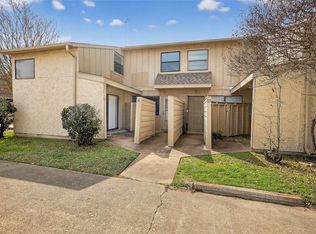 4401 Carter Creek Pkwy APT 13, Bryan, TX 77802