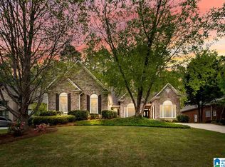 1054 Hermitage Cir, Birmingham, AL 35242