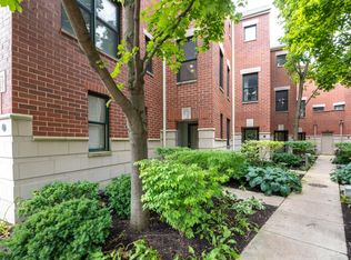4048 N Clark St UNIT B, Chicago, IL 60613