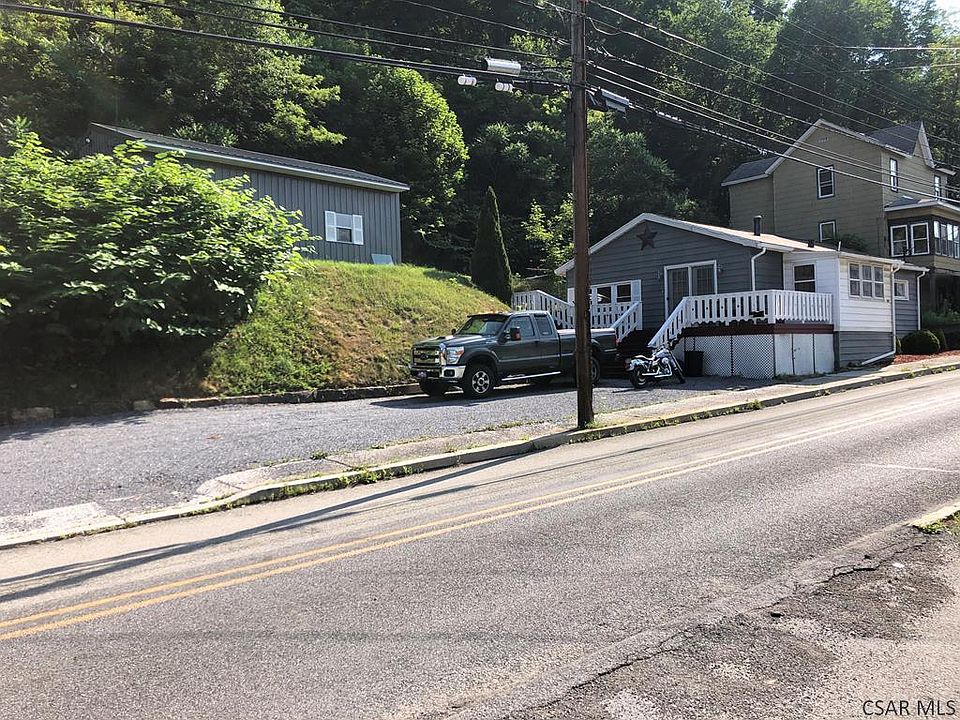1st image of 773 Lake St