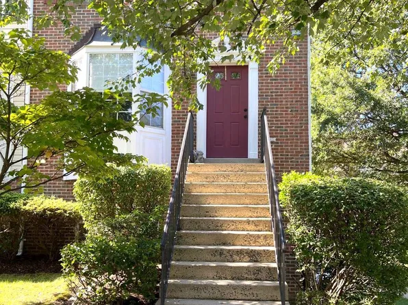 2086 Pawlet Dr, Crofton, MD 21114
