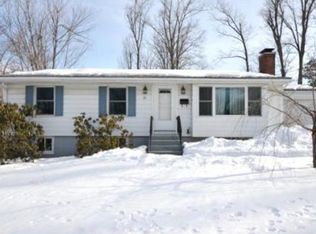 36 Rolling Ridge Rd, Holden, MA 01520