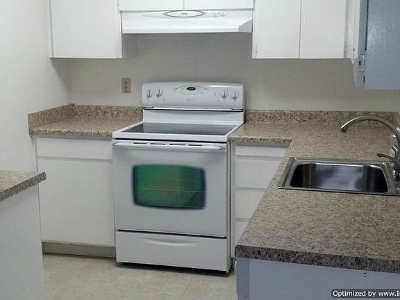 2nd image of 2950 Marconi Ave APT 110