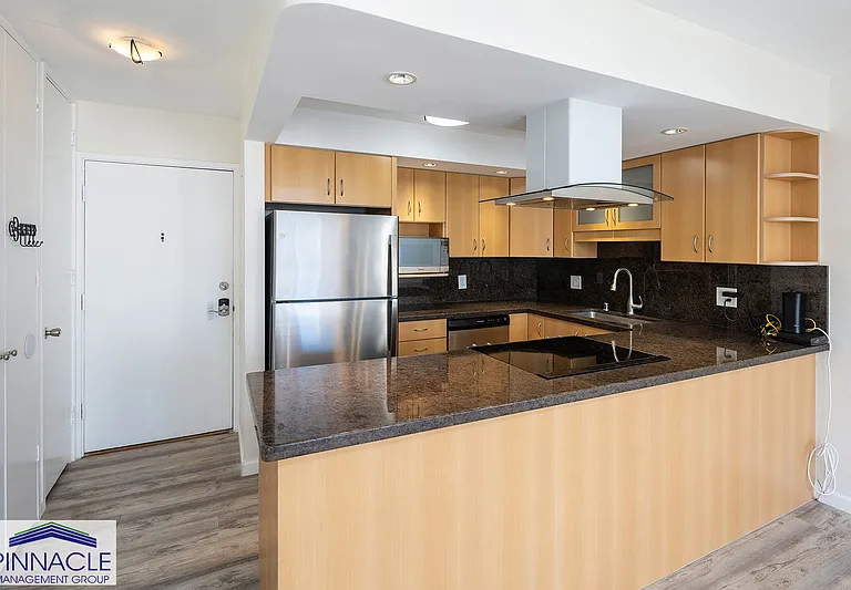 400 Hobron Ln #1215 — Photo 7