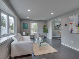 1803 Cranberry Ln, Reston, VA 20191