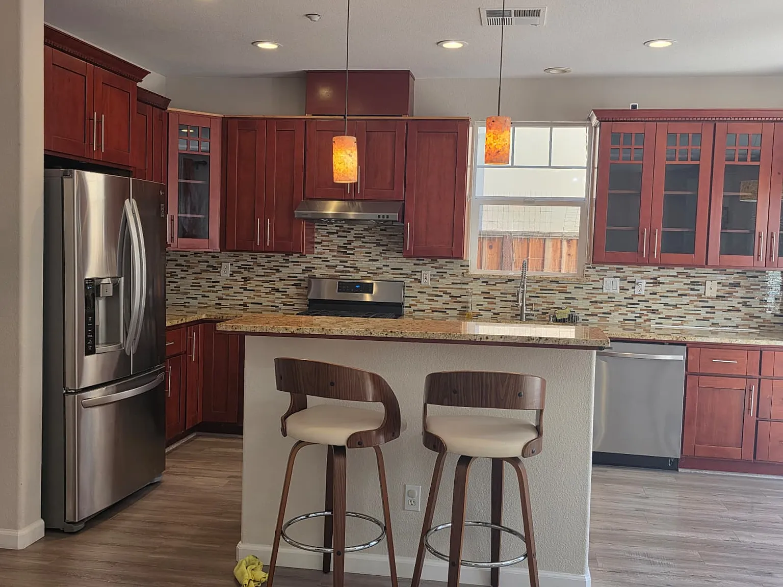 4 bed, 1997 sqft, $5,500 — Photo 3
