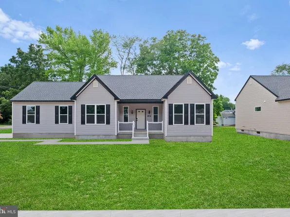 1405 Walnut St, Glassboro, NJ 08028