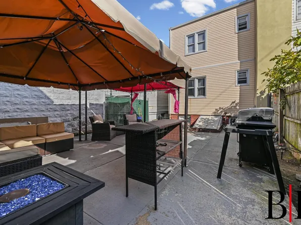 1450 East 98th Street image 20 of 25