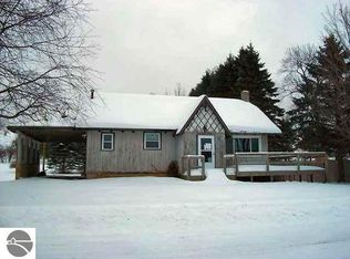 2263 Grove St, Boyne Falls, MI 49713