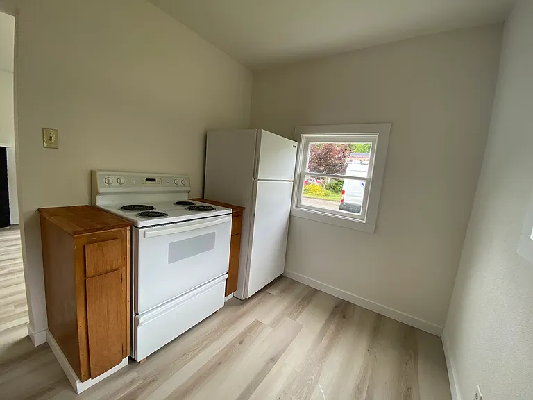 516 S 2nd St — Photo 10