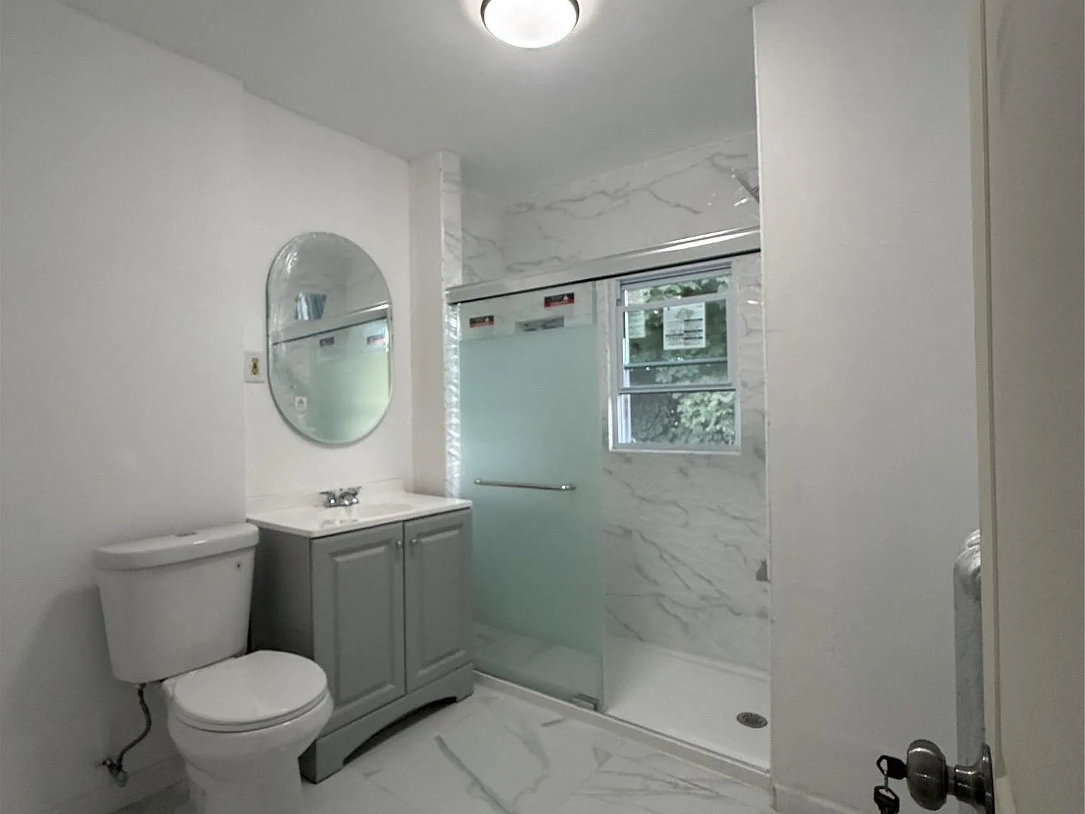 2 bed, 1.0 bath, 1420 sqft, $2,800 — Photo 3