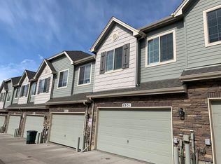 8931 E Phillips Dr, Centennial, CO 80112