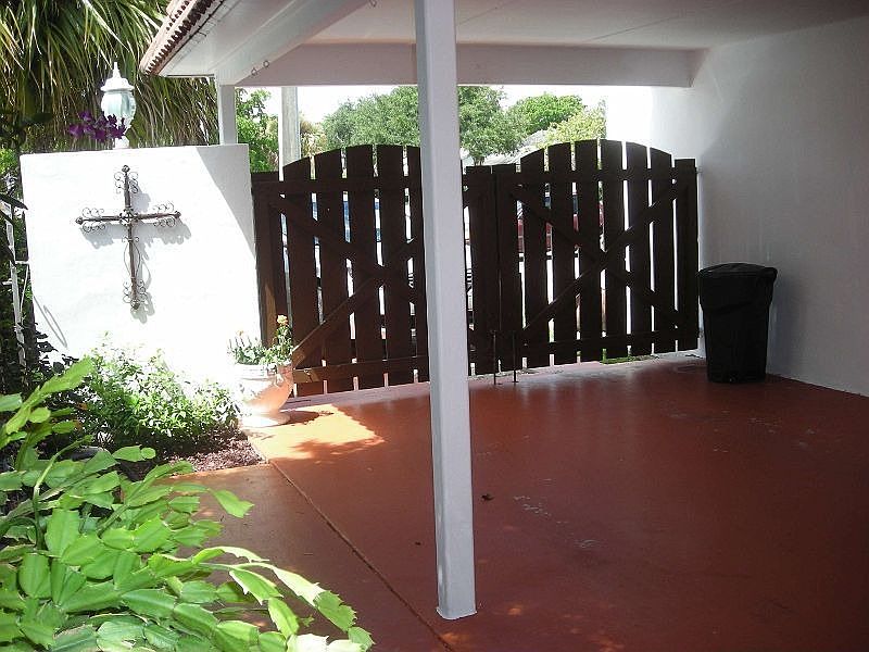 1st image of 3237 Coral Springs Dr