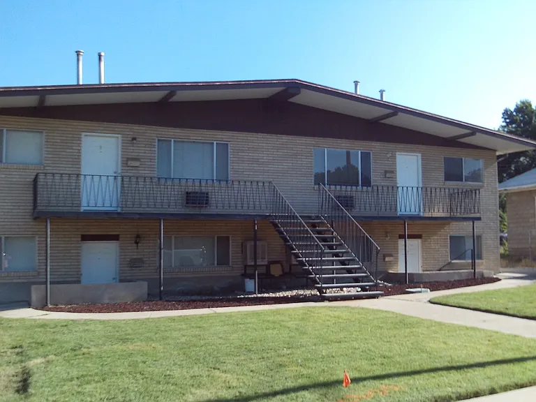 133 E 300 N #137 — Photo 1