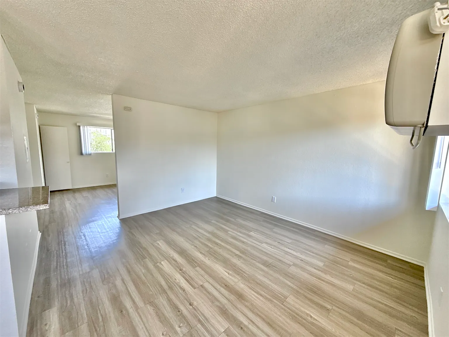 1 bed, 600 sqft, $1,750 — Photo 4