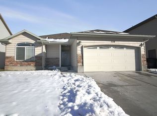 720 N Durham Dr, North Salt Lake, UT 84054