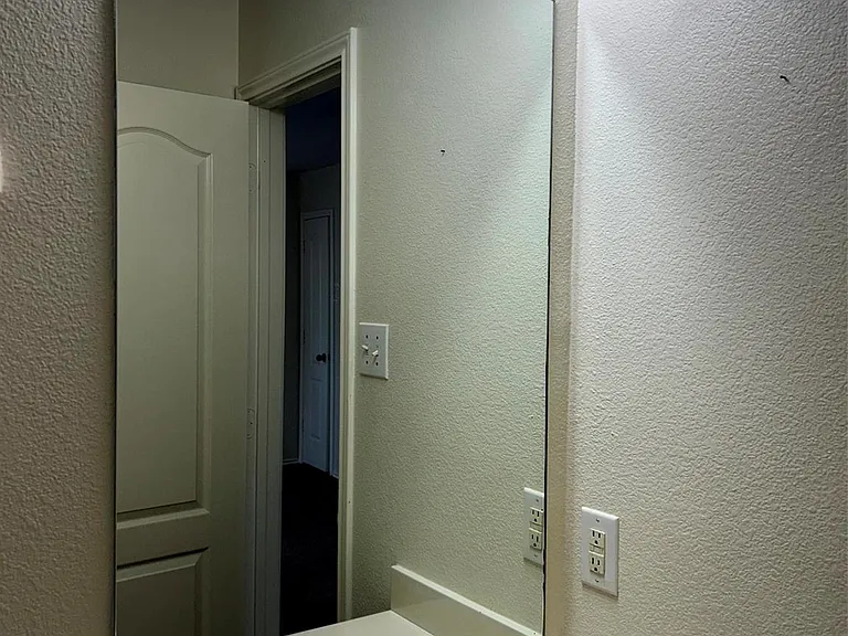19835 Mallard Point Ct — Photo 12