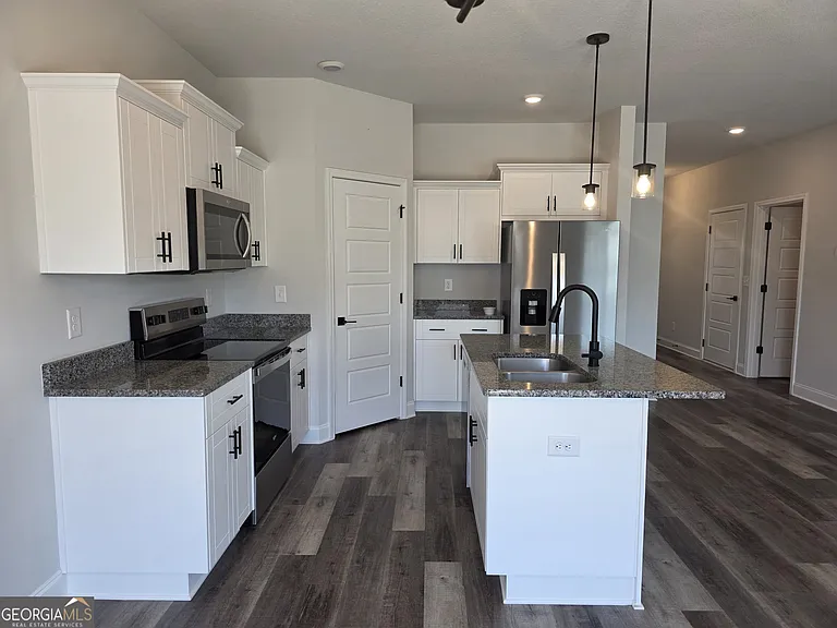 123 Susan Dr — Photo 15