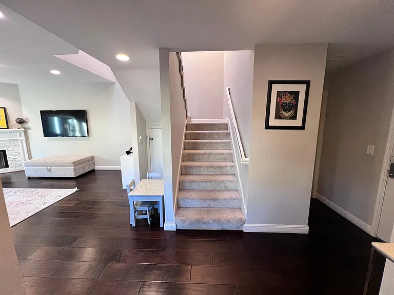 288 Ontario Rd — Photo 16