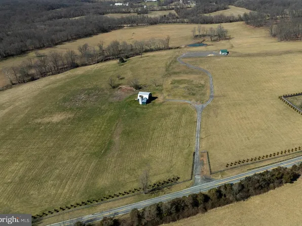 23210 Shiloh Church Rd, Boyds, MD 20841