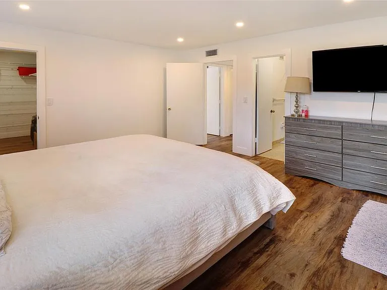9390 SW 61st Way #D-0 — Photo 18