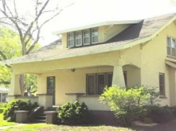 402 E 3rd St, Everly, IA 51338