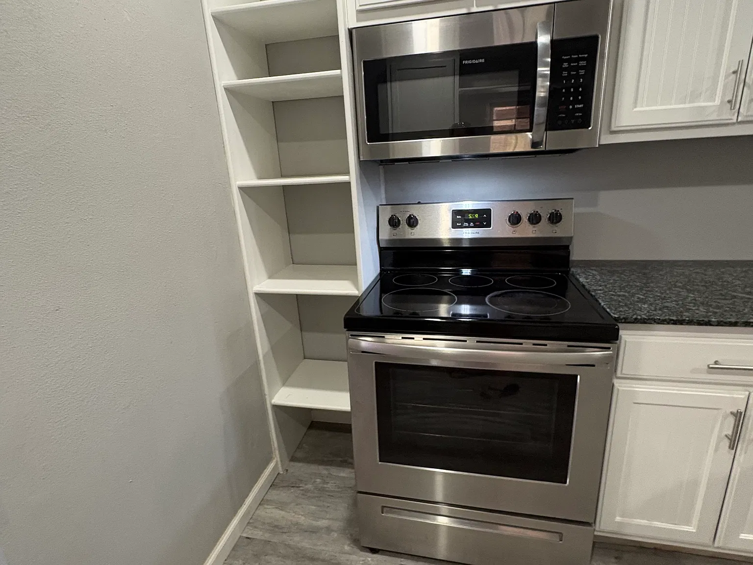 4 bed, 1312 sqft, $2,000 — Photo 3