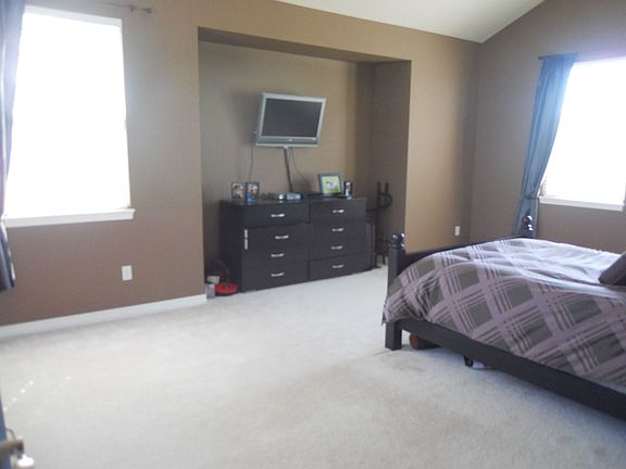 4th image of 34819 SE Garden Ct