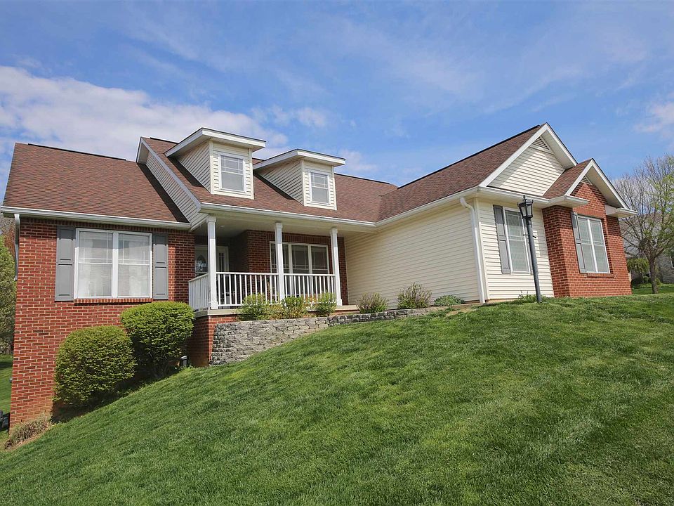 1st image of 3670 E Tamarron Dr