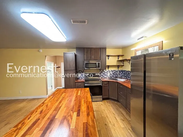466 Hays Hollow Rd — Photo 3