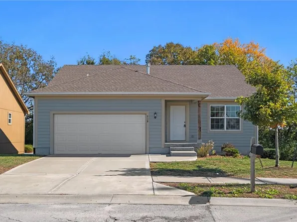 719 Samantha Ln, Belton, MO 64012