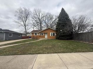 8412 21st Ave, Kenosha, WI 53143