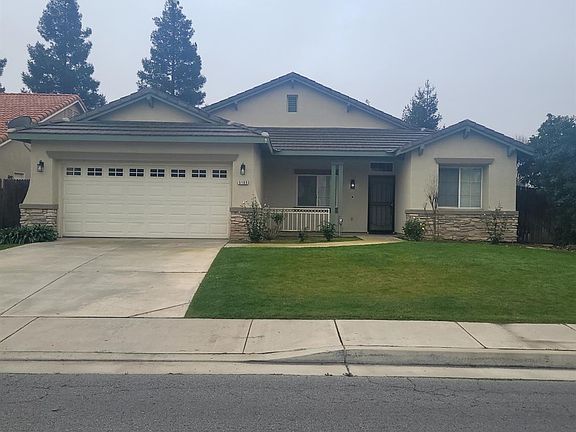 2nd image of 5103 Vista Del Mar Ave