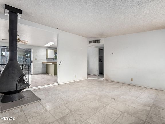 4th image of 4118 N Nidito Pl
