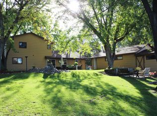 10210 Redwood St NW, Coon Rapids, MN 55433