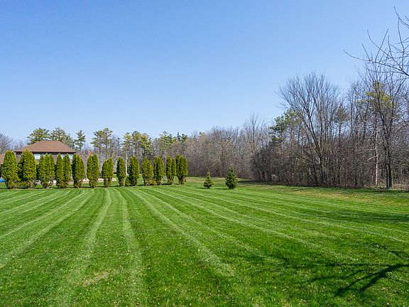 1/2 Acre Lot w/ Landscape