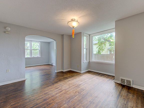 5th image of 1517 Hillside Ave N